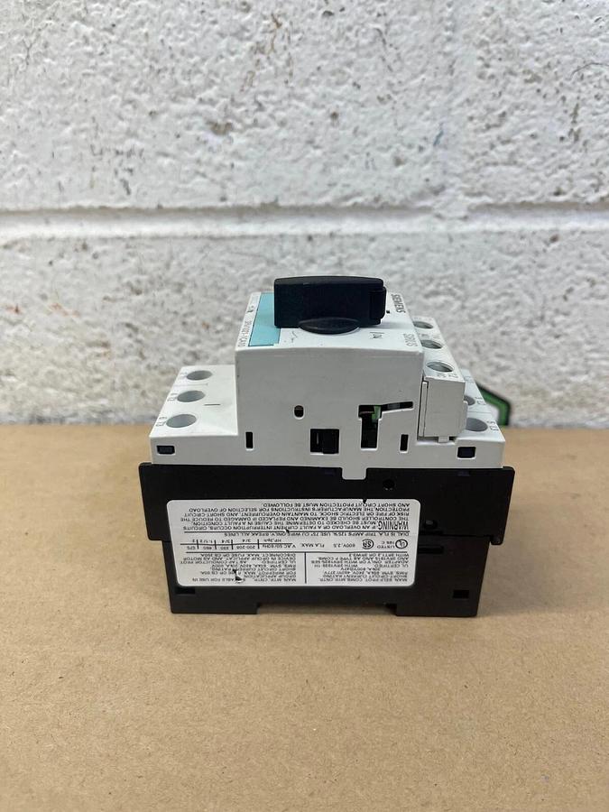 Used Siemens 3RV1021-1CA10 Sirius Motor Circuit Breaker