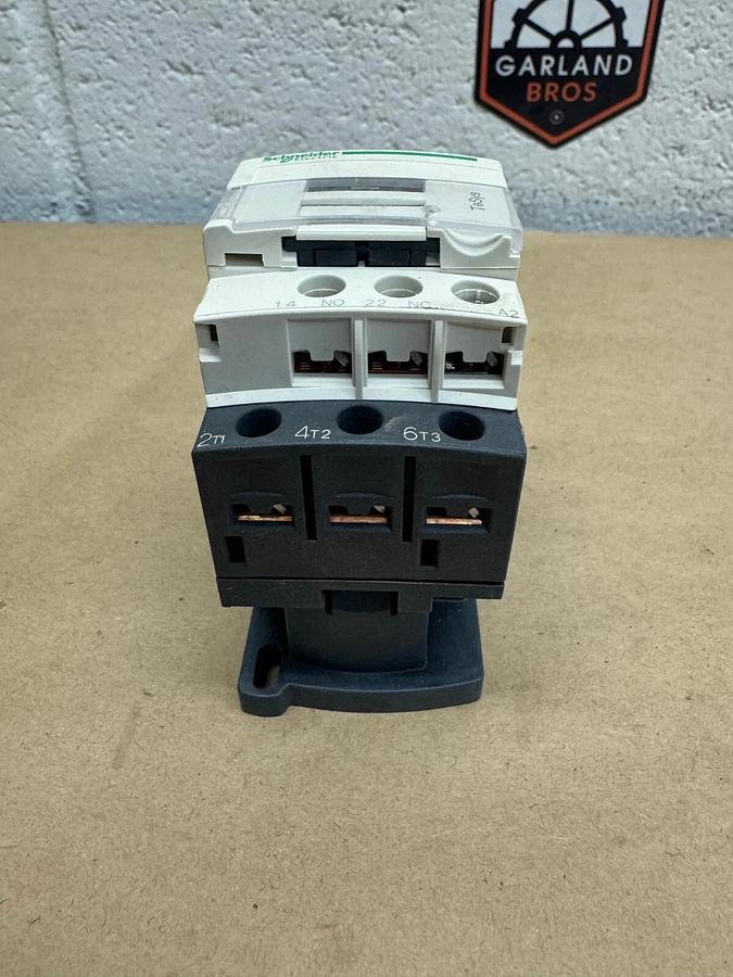 Used Schneider Electric LC1D12F7 Contactor