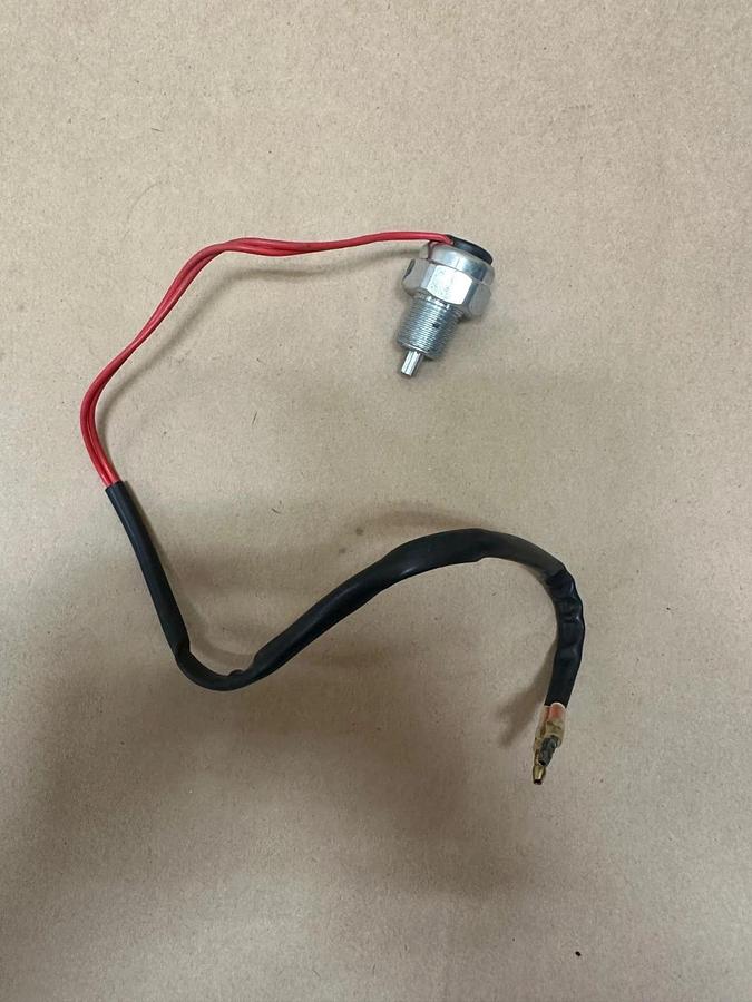 Totalsource 800122233 Switch-Lamp