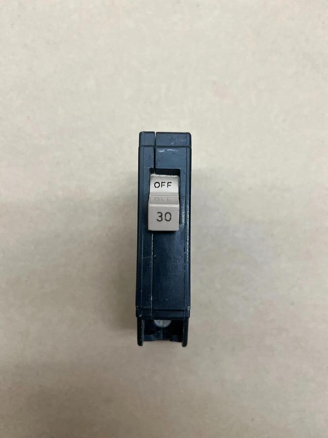 Used Siemens BQ2B025 25A, Cutler Hammer M-1640/M-1641 30A, Square D LM-6701 30A (2)