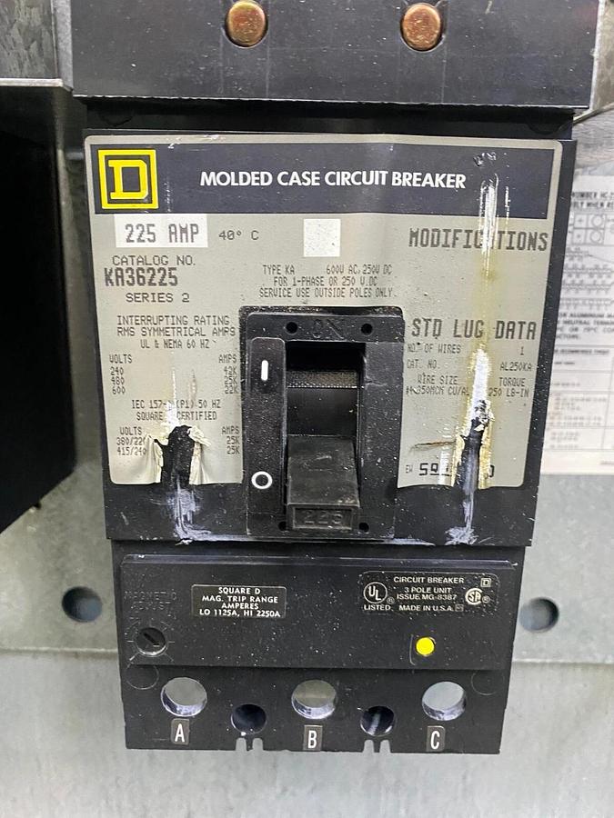 Used Square D HCN0952-2MN I-Line PanelBoard, 250V AC or DC, 600 VAC, Multiple Breaker