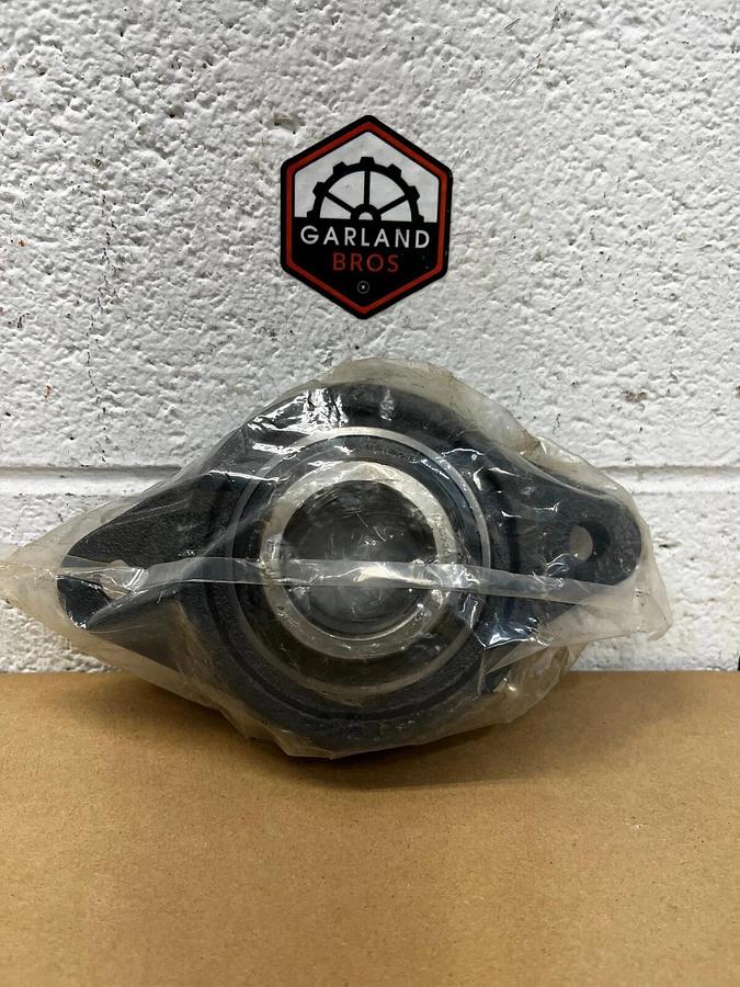 Used IPTCI UCX10-31 Bolt Flange Bearing