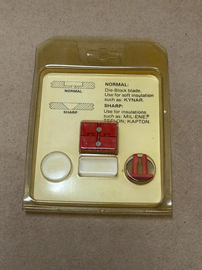 Used Klein Tools MS1-RB-08S Micro-Strip Replacement Blade Set
