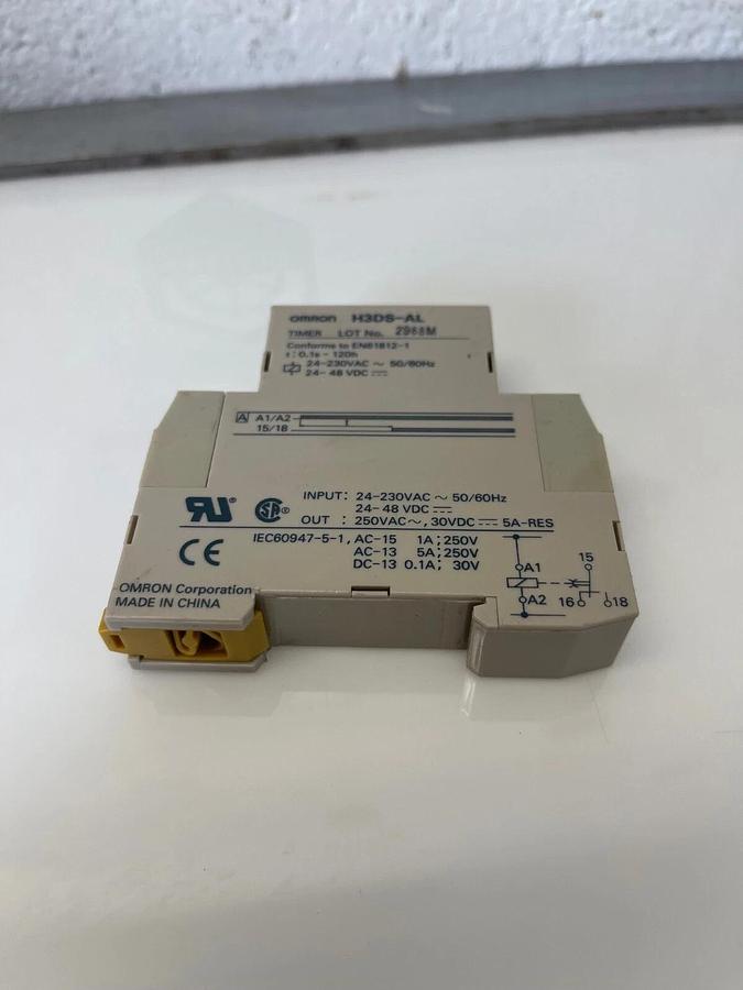 Used Omron H3DS-AL Timer, 0.1s-120h, 50/60 Hz