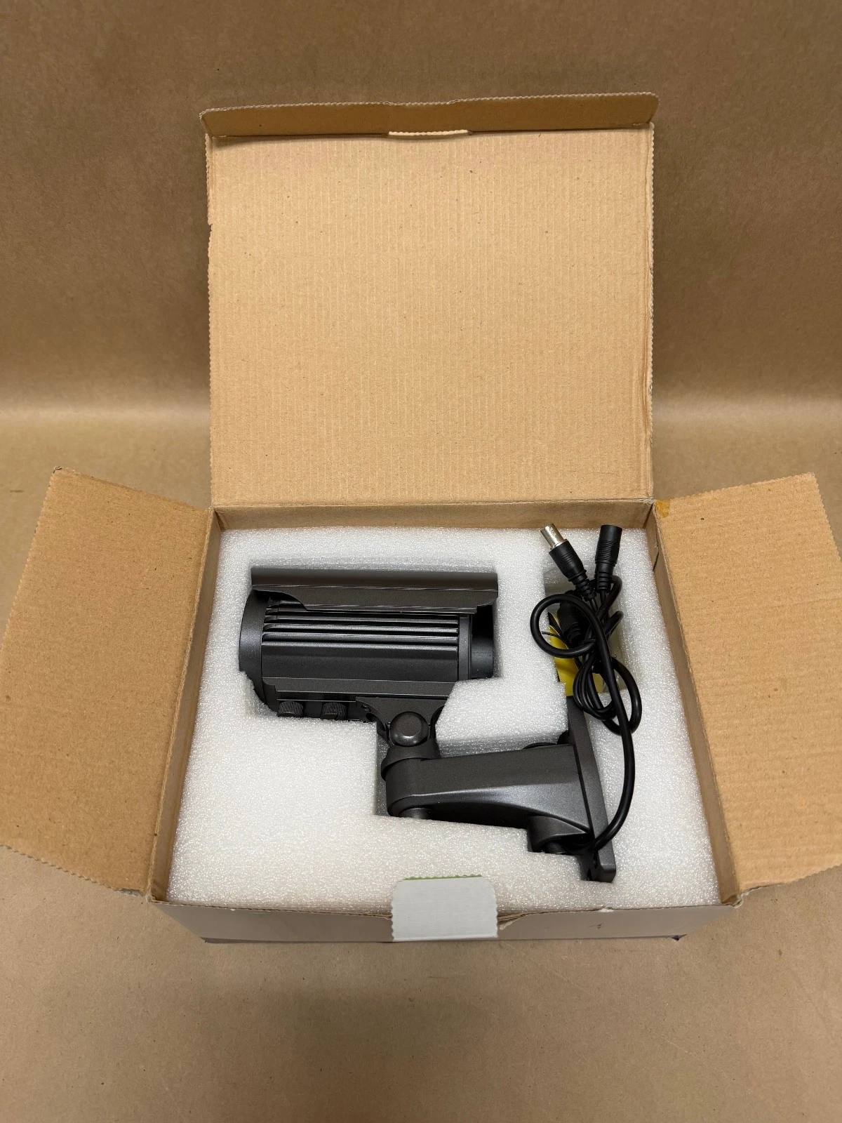 Used EZ Watch Pro EZ Bullet VF Platinum 4-9mm Weatherproof IR Camera *NEW*