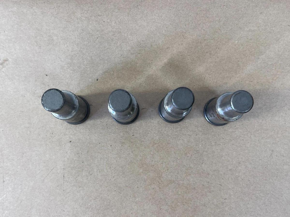 Used Leader Pin P6-1710 - Lot of 4