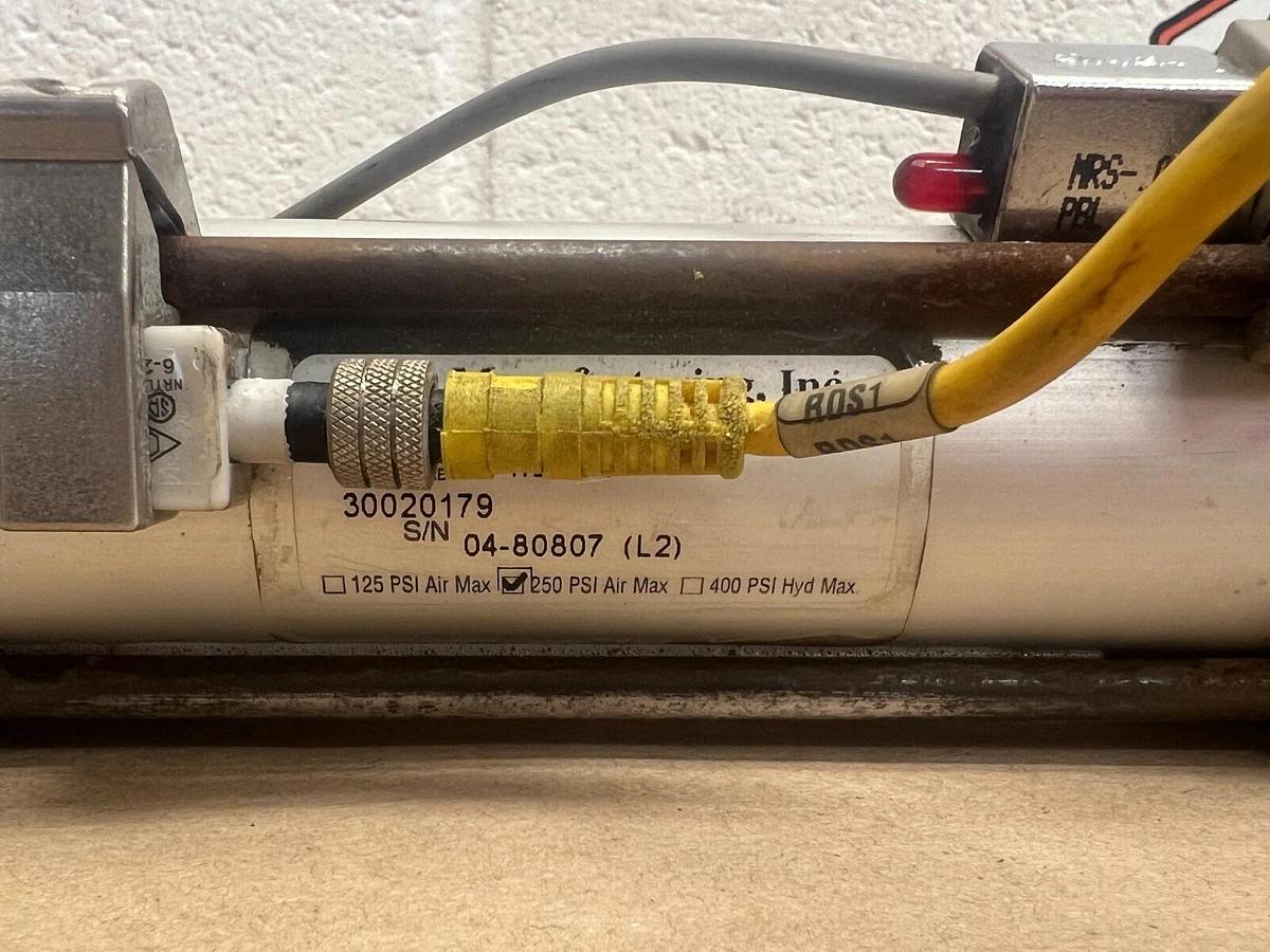 Used TRD Manufacturing, Inc. 30020179 Pneumatic Cylinder, 250 PSI