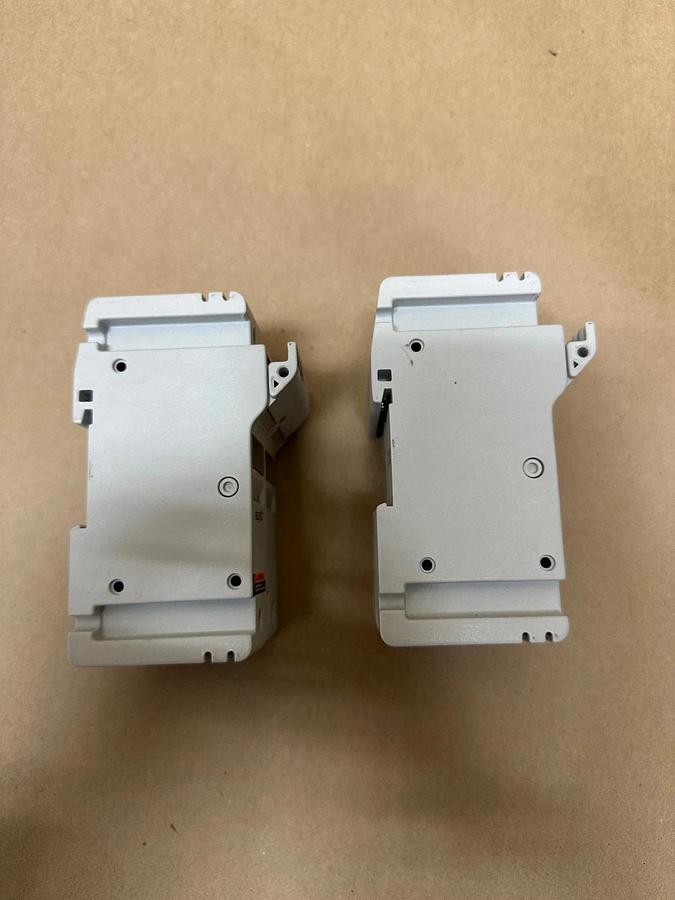 Eaton Bussmann CH30J2I 2 Pole 30A Class J Fuse Holder - Open Box of 2 *NEW*