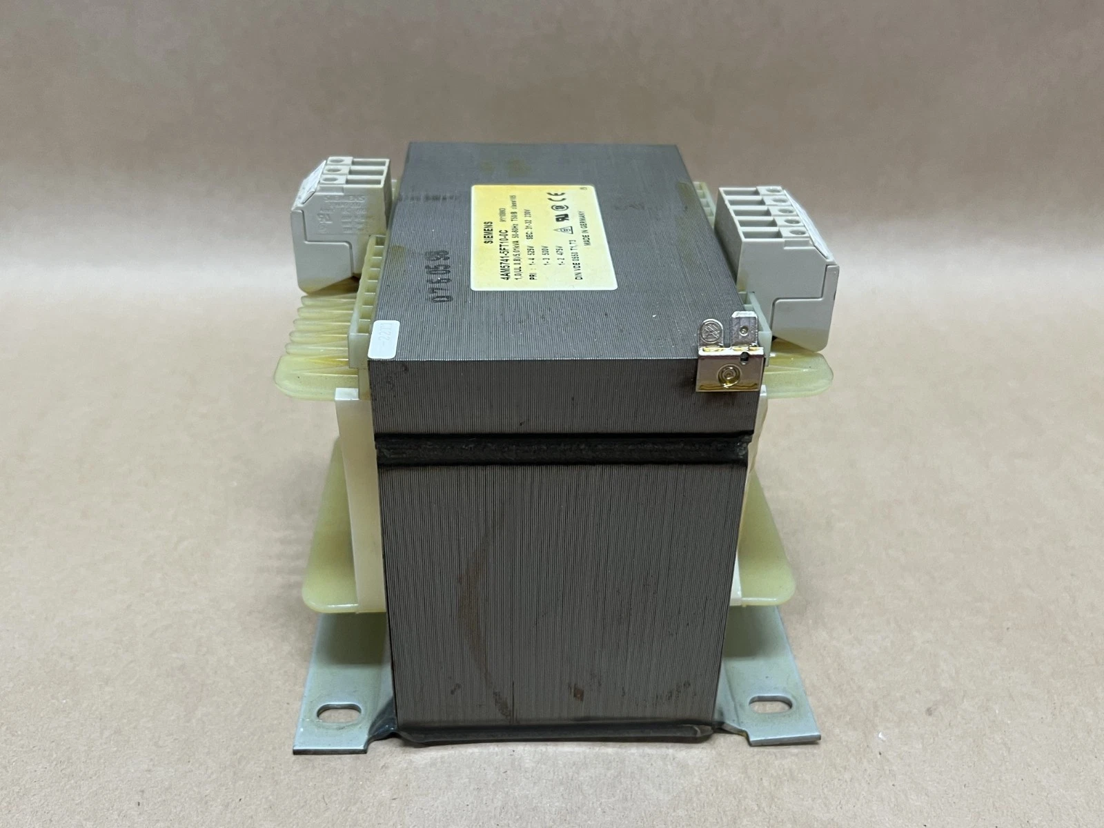 Used Siemens 4AM5741-5FT10-0C 1.0 (UL 0.8)/5.01KVA Transformer