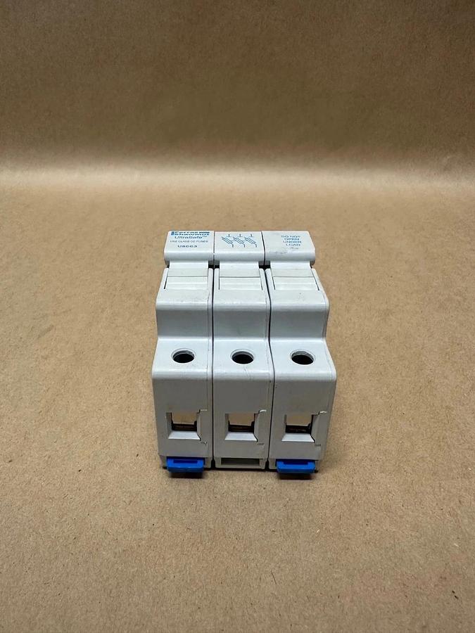 Used Ferraz Shawmut USCC3 Ultrasafe Fuseholder w/ ATDR25 Fuse (x3)