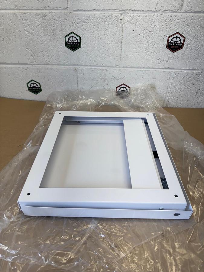 Used Saginaw Control & Engineering SCE-FS1818 Folding Shelf *New*