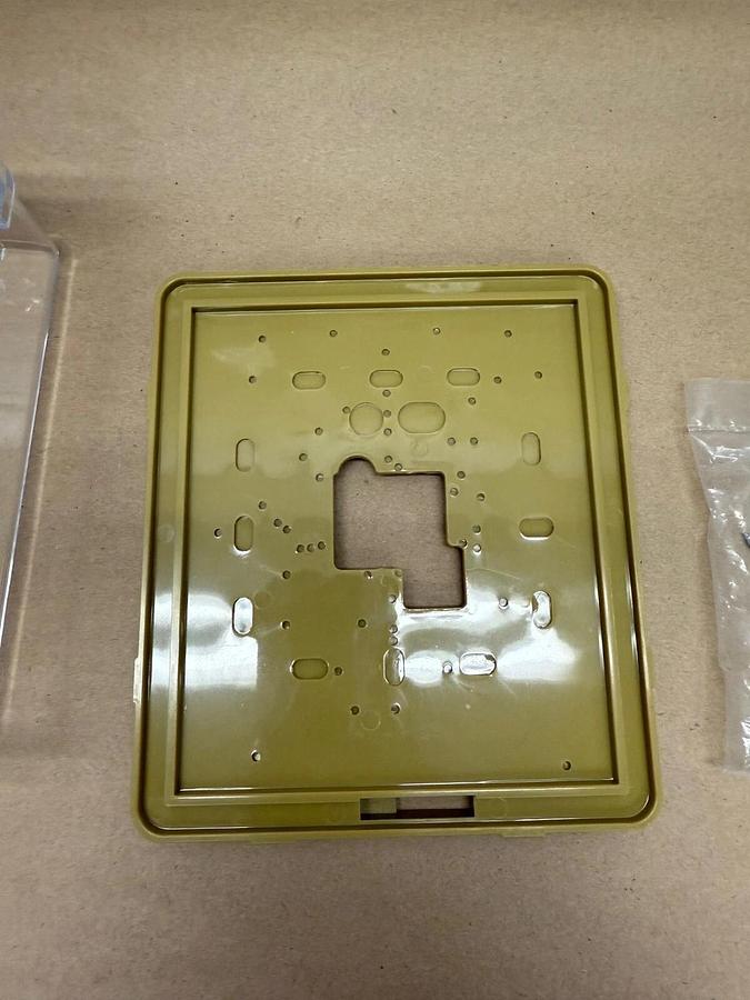 Supco BTG-K Thermostat Guard, Clear Plastic w/ Solid & Ring Bases