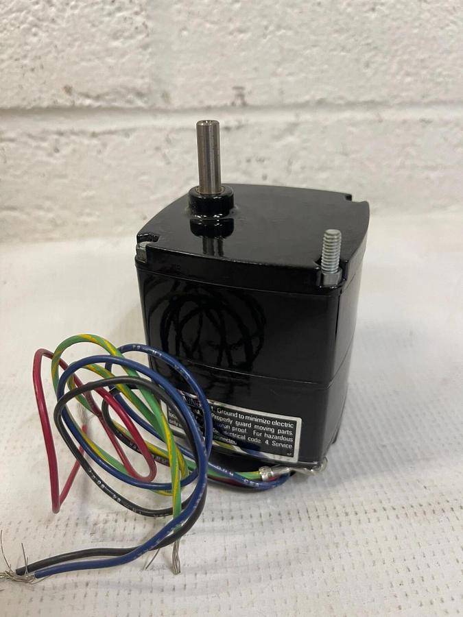 Bodine Electric Comp. KCI-24T4 1 PH Gear Motor 115 Volts 60 Hz