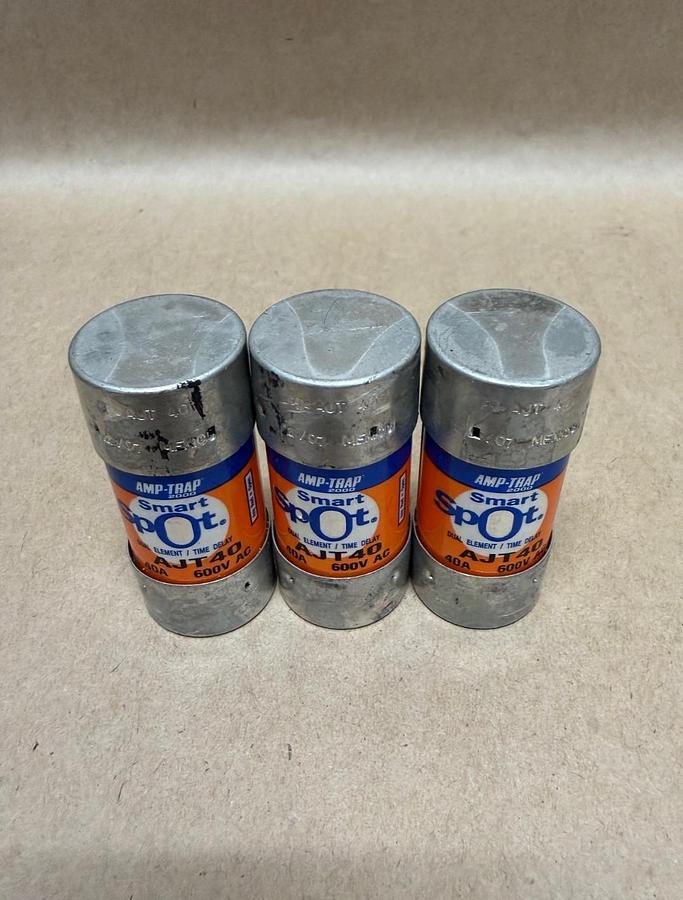 Used Amp-Trap AJT40 Smart Spot 40A 600VAC Fuse - Lot of 3