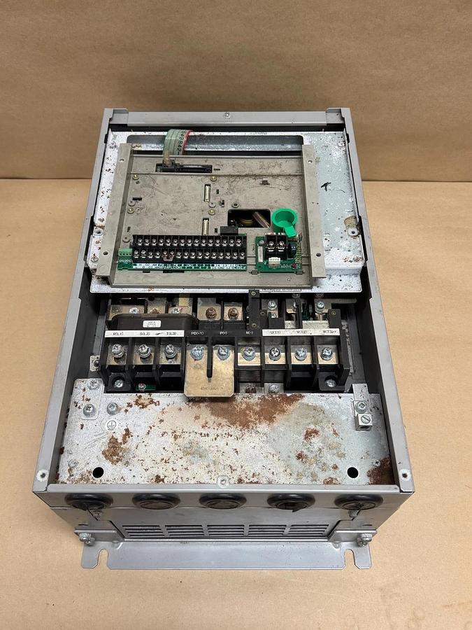 Used Hitachi SJ700B-370HFUF Inverter - PARTS ONLY
