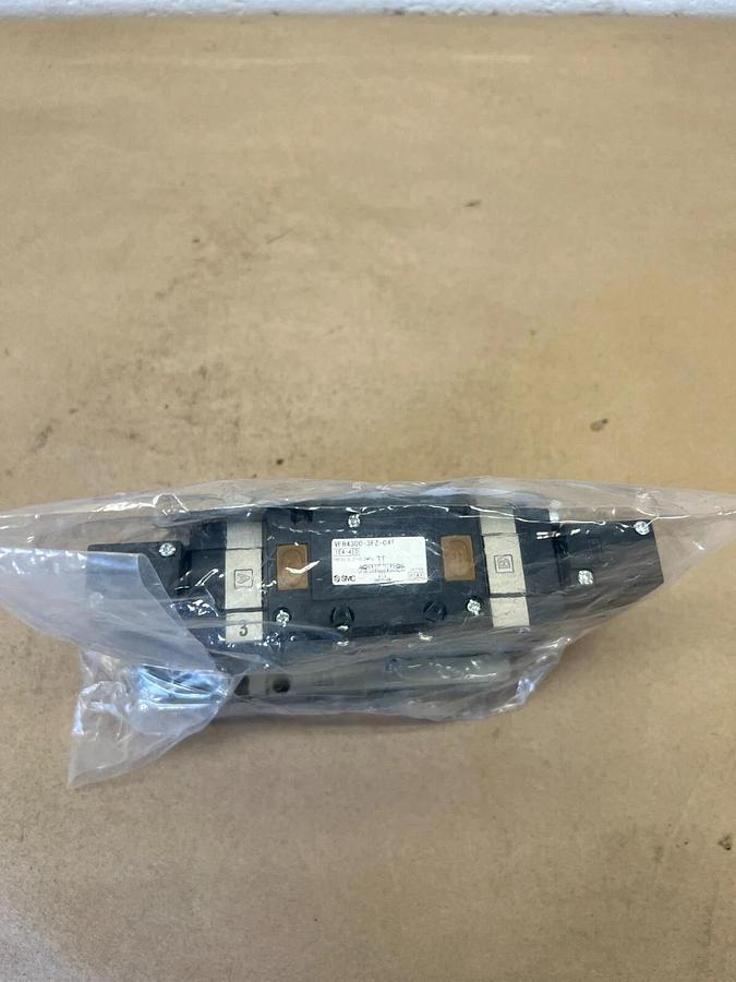SMC VFR4300-3FZ-04T Solenoid Valve