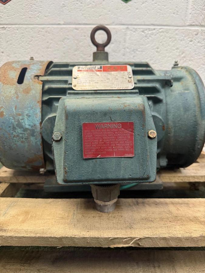Used Reliance Electric P18G4162B 5Hp, 1750RPM, 230/460V, 3 Phase, L184TC Frame, 60Hz