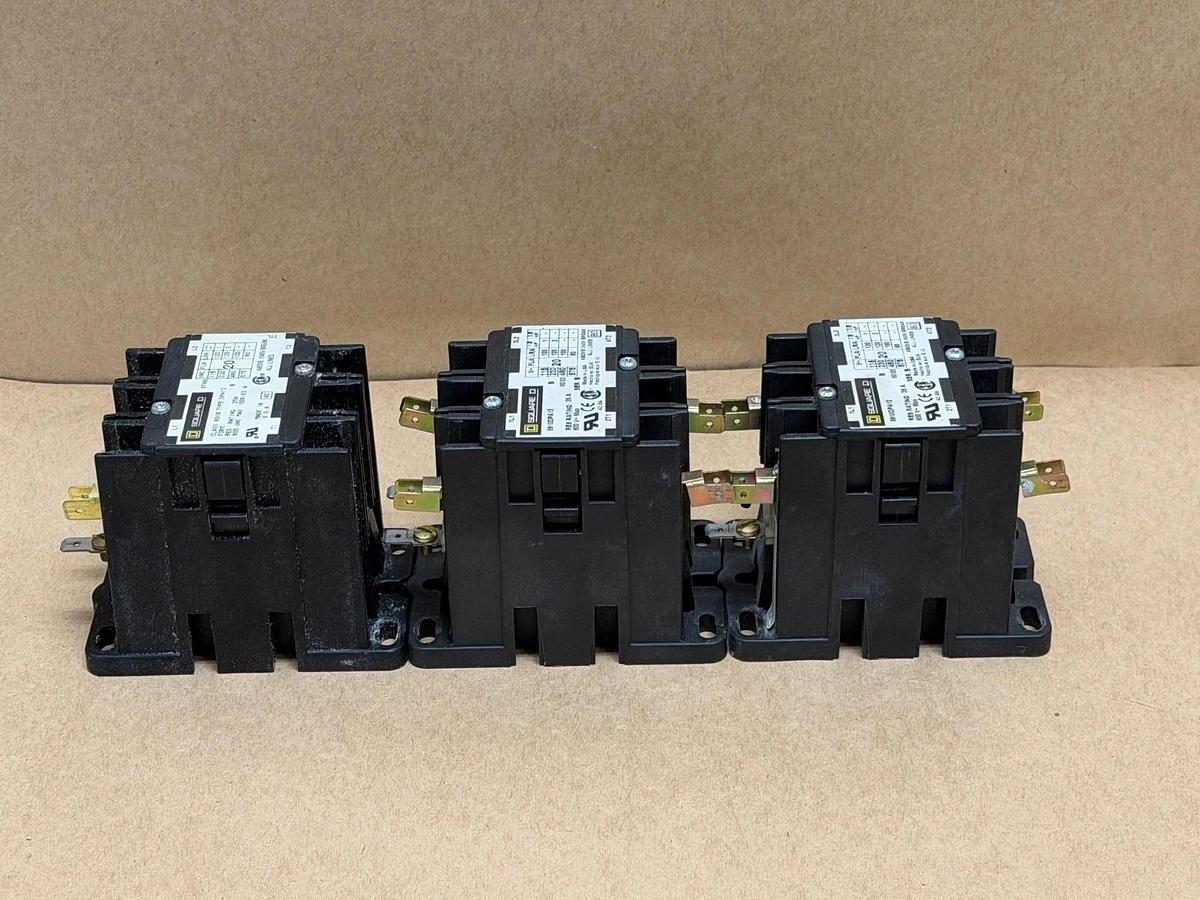 Used Square D 8910DPA12 Contactor - Lot of 3
