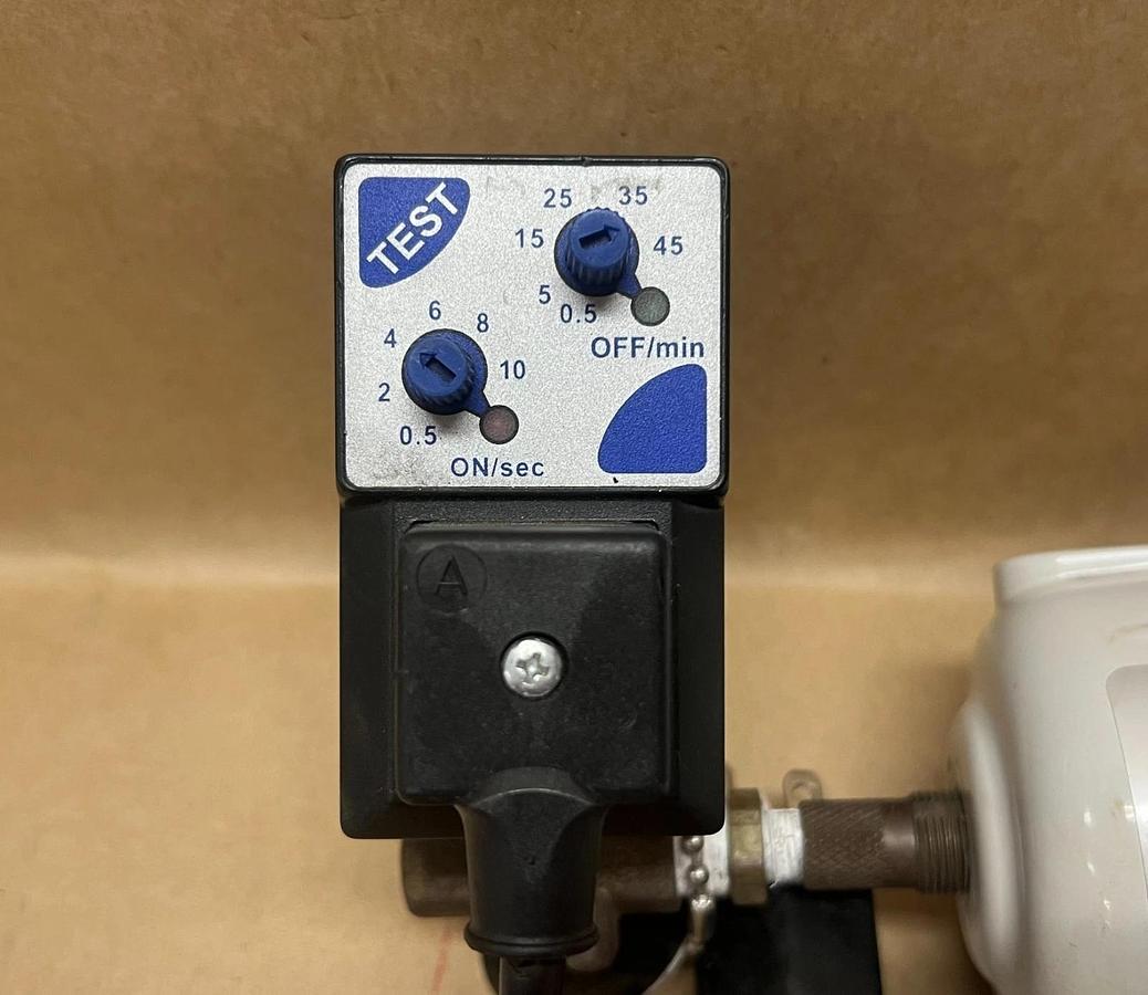Used Gardner Denver FIL12F11DP Compressed Air Filter, Valve Controller, Analog Timer
