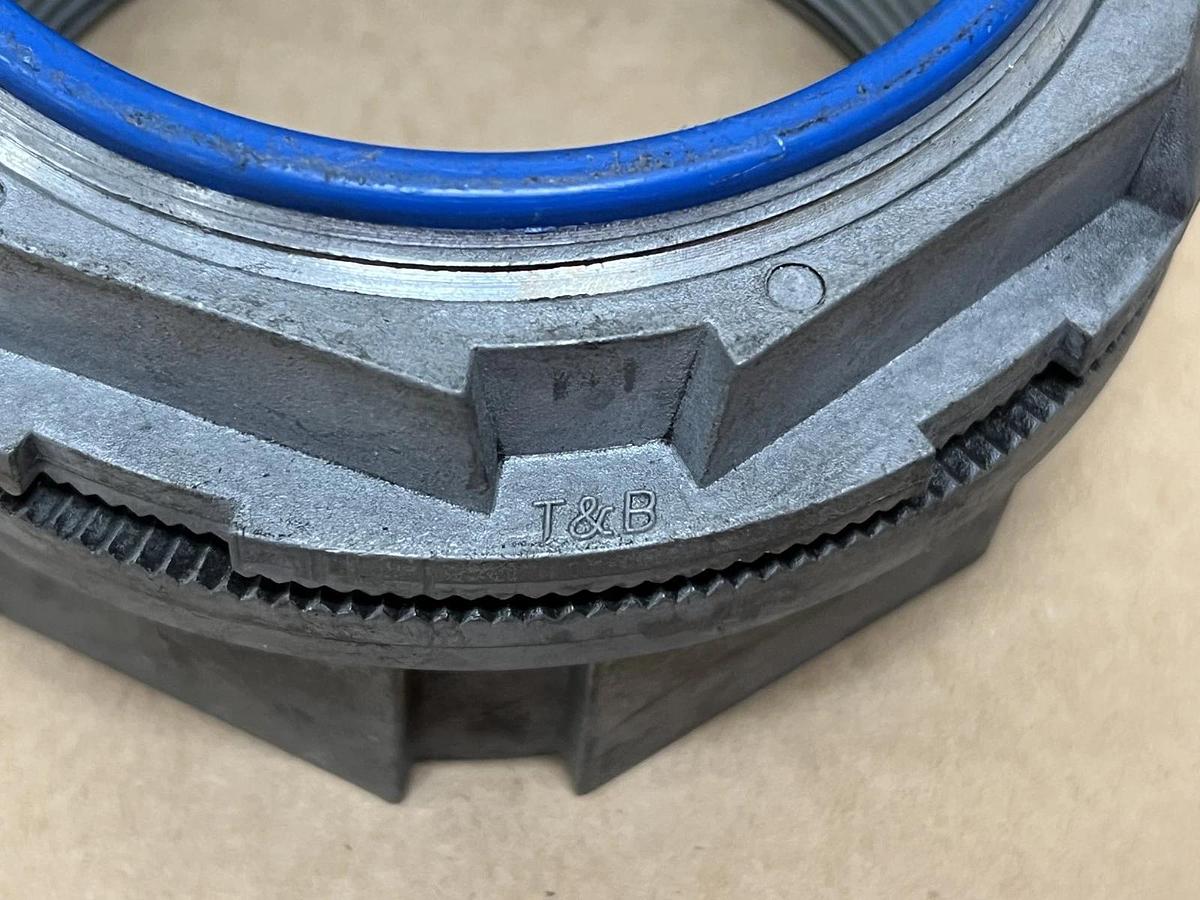 Used Thomas & Betts Type 4 3-1/2" I DIV 2 II EFG III Conduit Hub Connector