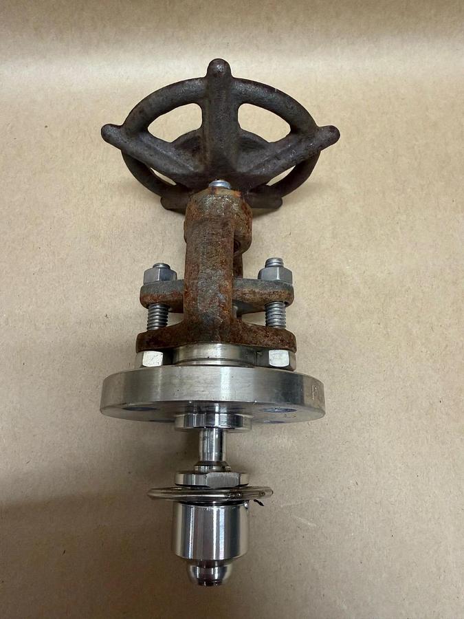 Used Flowserve 12501 3/4” Globe Valve