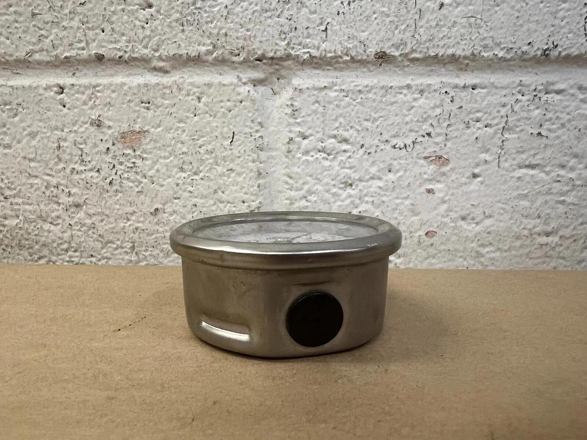 Used Swagelok PGI-63C-PG3000-LAOX SS 1/2” Gauge 0-3000 PSI/Bar NPT Lower Mount