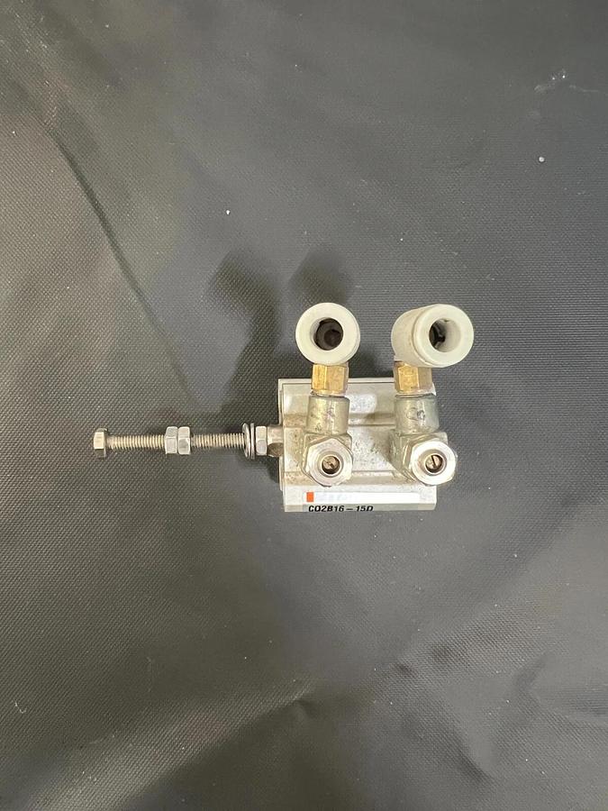 Used SMC CQ2B16-15D Pneumatic Compact Cylinder - Lot of 5