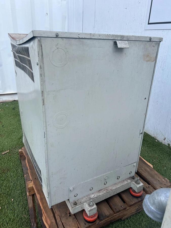 Used Hammond K757R 3 PH Dry Type Transformer, 480V, 75 kVA, 60Hz