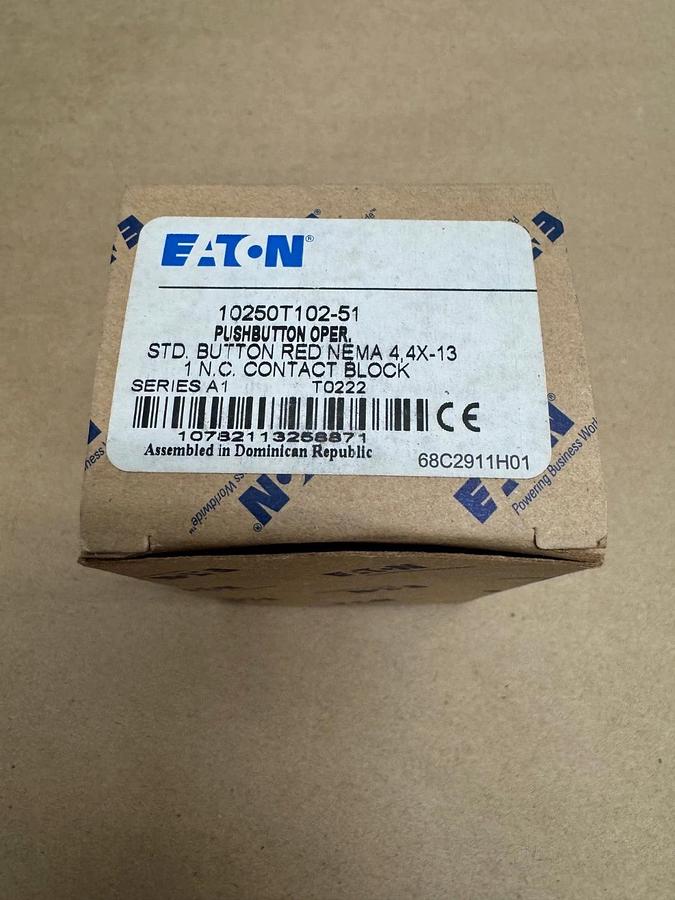 Used Eaton 10250T102-51 Red Push Button *NEW*