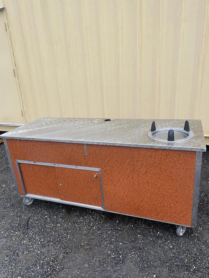 Used Vollrath 37023-7943-7-NNN, 4-Series Signature Server, Utility
