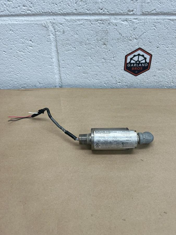 Used Barksdale 425X-04 0-100 PSIG Pressure Transducer