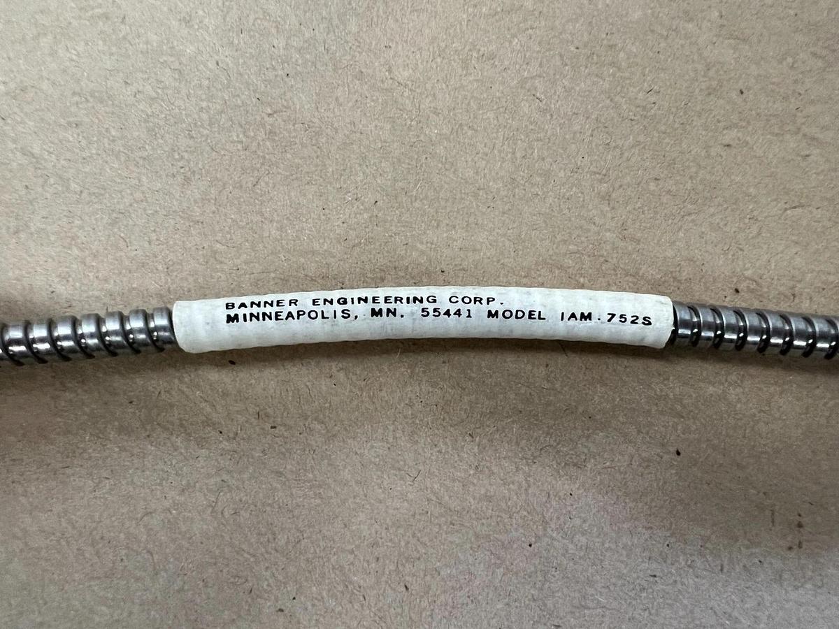 Used Banner Engineering IAM.752S Fiber Optic Cable 25” Long