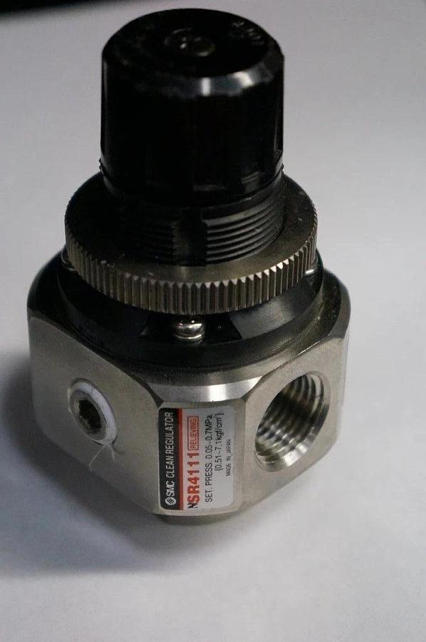 Used SMC SR4111 NSR4111 Stainless Steel Regulator