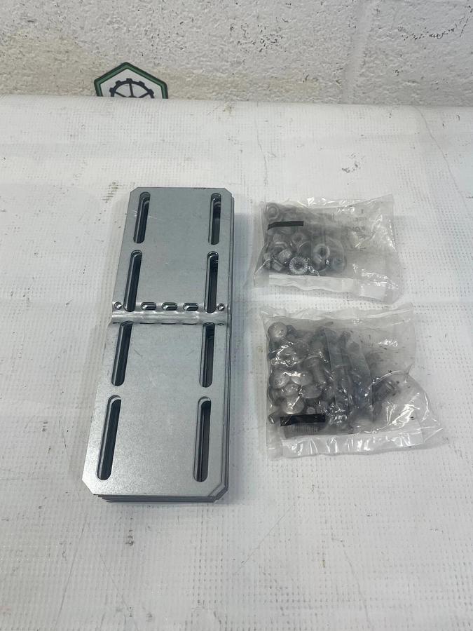 OBO Bettermann RUVK Universal Connector w/ Edge Protection - Set of 10