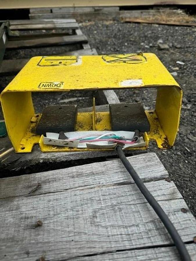 Used Southworth LS2-36 Backsaver Lift Table, 1 Ton Capacity, 1HP Motor @ 115/230V