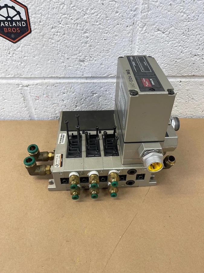 Used SMC IN313-DN1, 3 Block DeviceNet Serial Interface Pneumatic Manifold