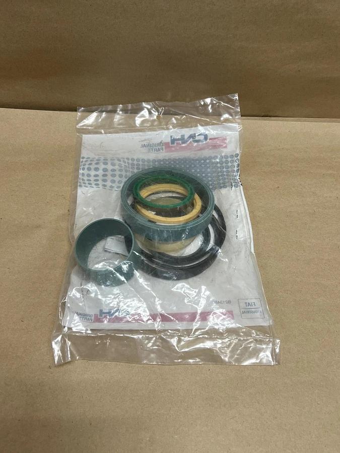 Used CNH 1543290C1 Hydraulic Seal Kit *NEW*