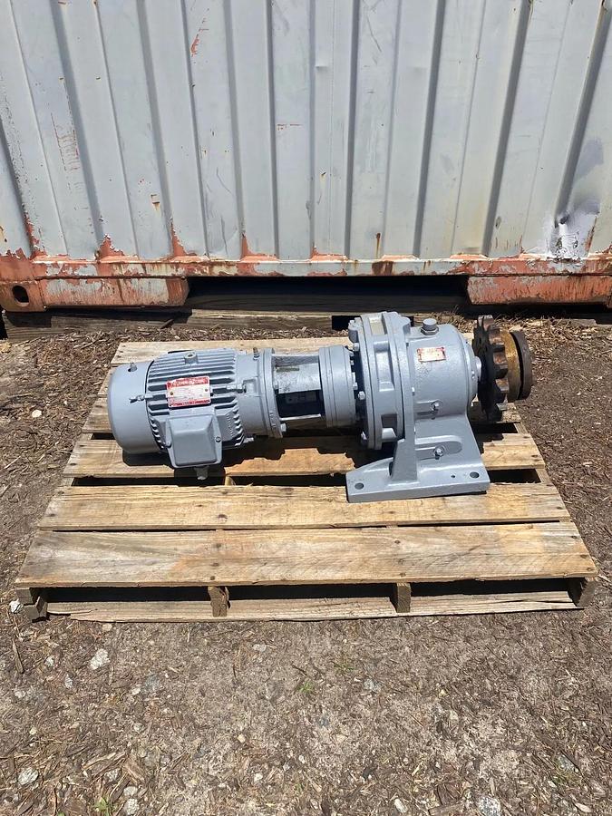 Used Sumitomo SM-Cyclo HC-3175/11 Speed Reducer, 5HP Reliance Electric Motor 1750RPM