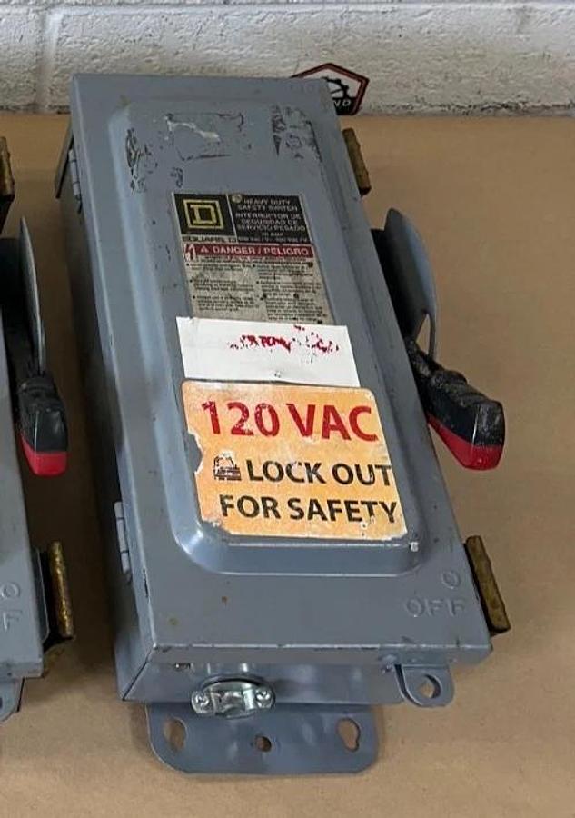 Used Square D HU361AWK Heavy Duty Safety Switch, 30A, 600VAC
