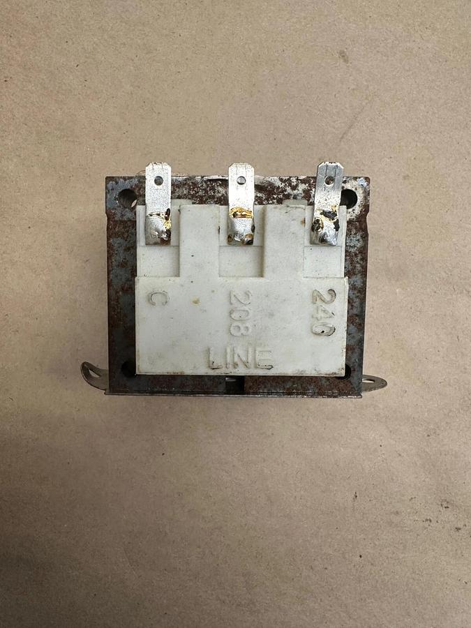 Used Basler Electric BE28868003 Transformer, Class 2 XFMR