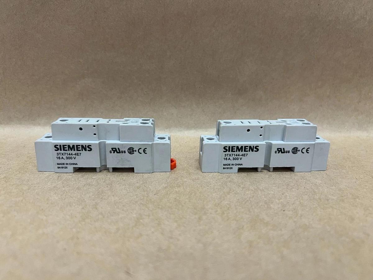Used Siemens 3TX7144-4E7 Relay Socket - Lot of 2