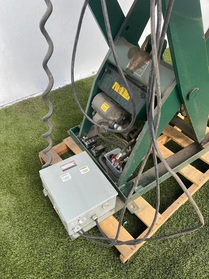 Used Southworth LS2-36 Scissor Lift Table 46”x54” Top, Rotates Clockwise 1400 lb Lift