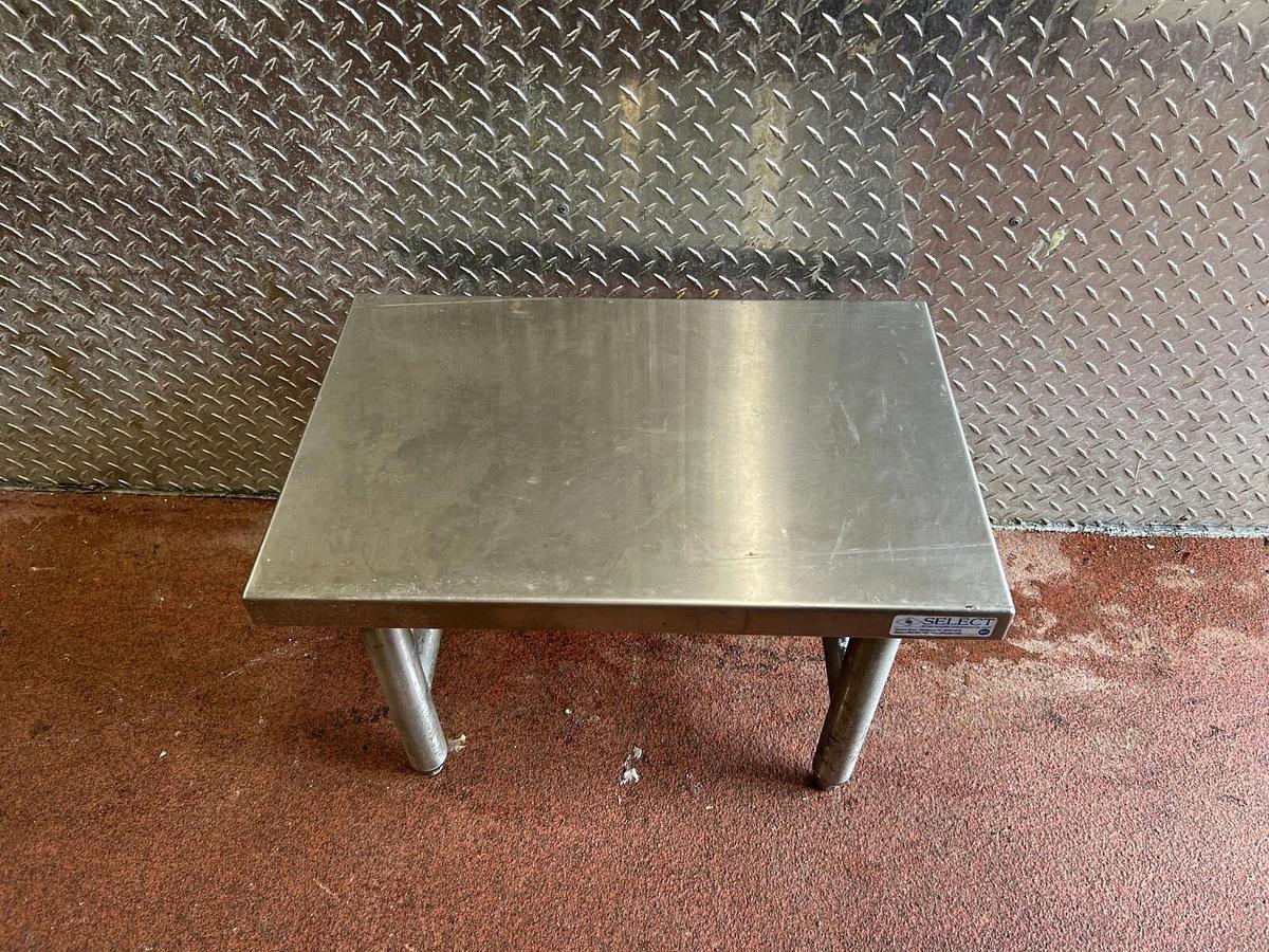 Used Select Stainless 23” x 16” x 15” Platform
