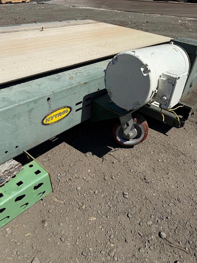 Used Conveyor Belt W:36” L: 318” Smooth Top w/ Motor 1HP, 1725RPM, Hytrol 4A Gearbox