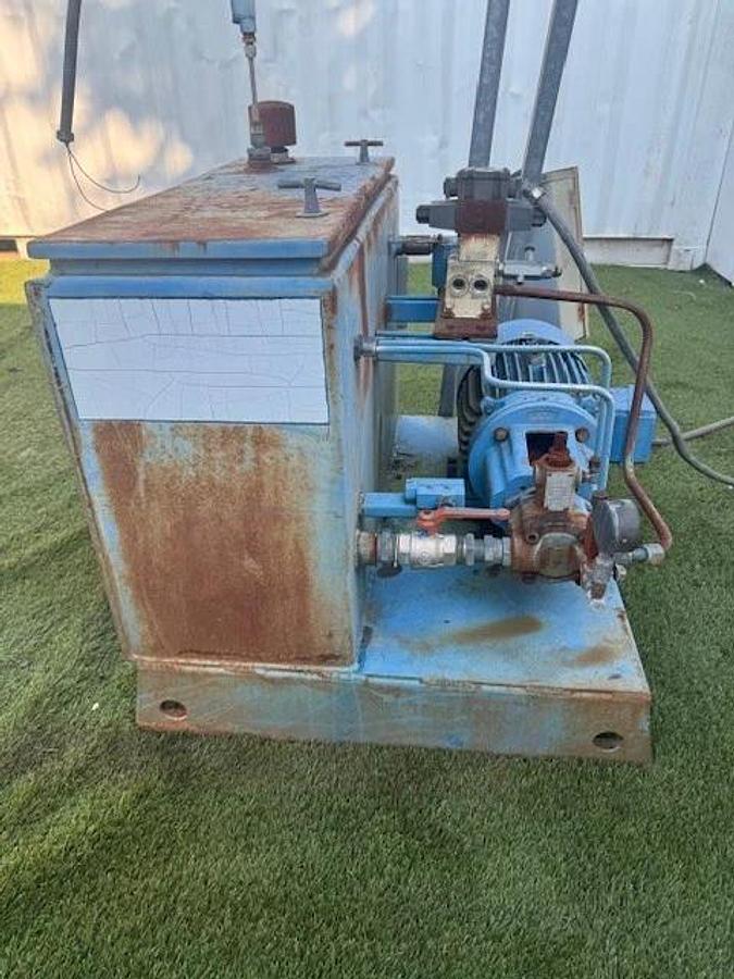 Used Hydraulic Power Unit 30 Gal Tank, 7-1/2Hp Motor, Parker D1VW1CNYCF 75