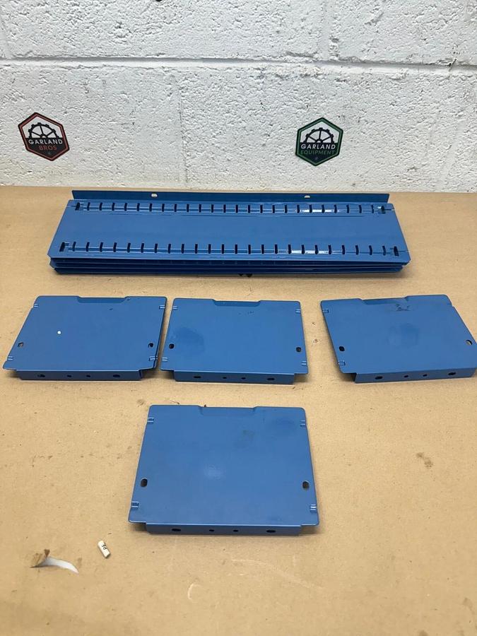 Global Industrial 298455 6” H Dividers- 36” W x 24” D, for Module Drawer Cabinet