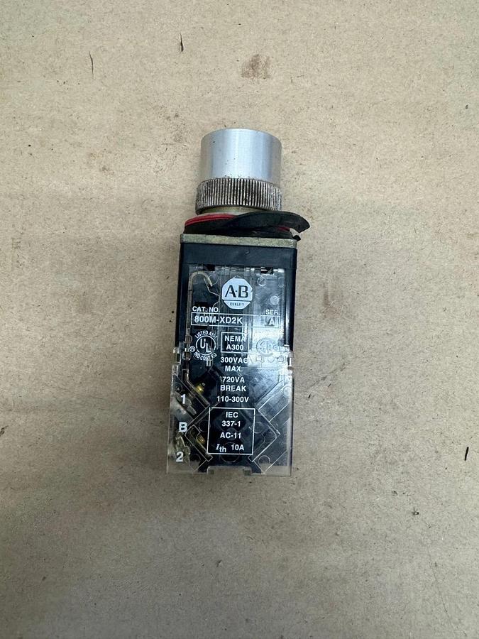 Used Allen Bradley 42GRP-9003-QD Photoswitch Diffuse Quick Disconnect