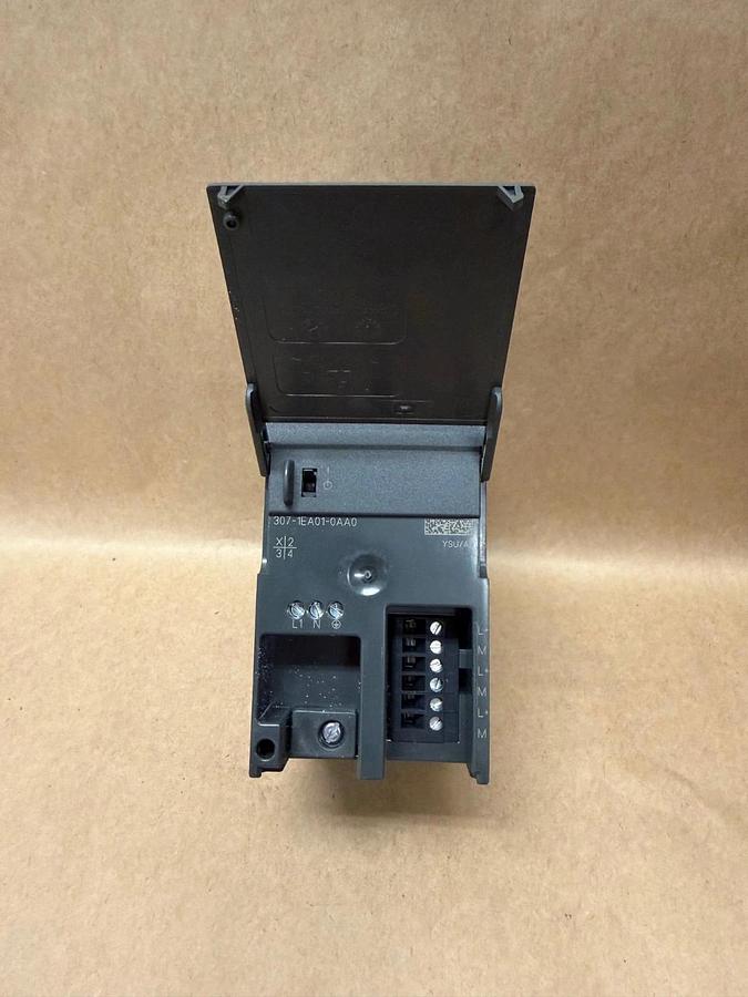 Used Siemens 6ES7 307-1EA01-0AA0 Power Supply