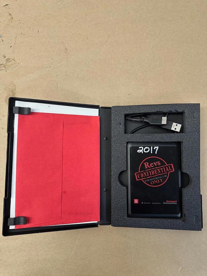 Used Rockwell Automation 9398-TKIT3C Toolkit 2017 1TB