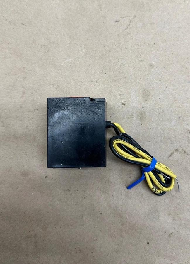 Used Koganei A200-4E2 Air Valve